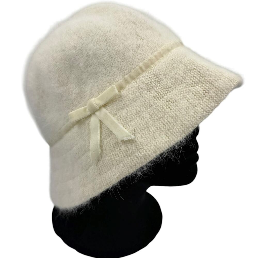 Vtg Y2K Gap Angora Wool Blend Bucket Hat Womens Cream Fuzzy Flower Cloche S/M